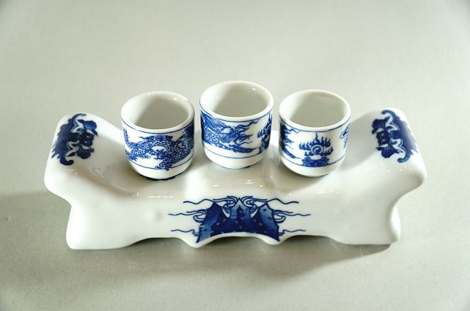 3 chiếc cốc trên bàn thờ Thần Tài chứa đựng điều gì? - Blog bất động sản