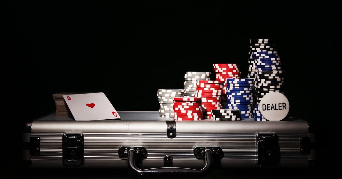 Hướng dẫn cho người mới chơi Poker rút 5 lá | Tự nhiên8