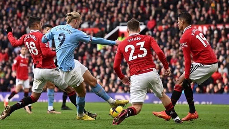 Tiền đạo là gì trong bóng đá